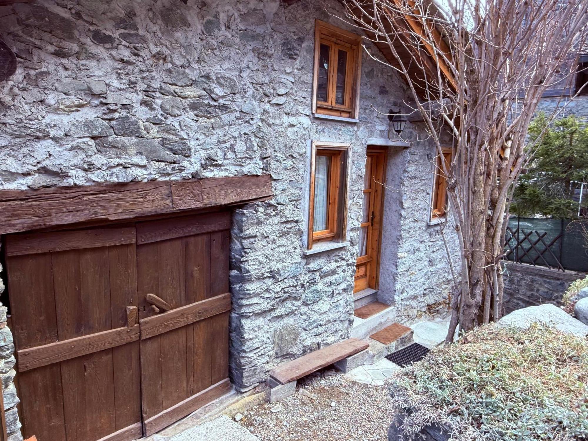 Casa Vacanze Nora Chamois Exterior photo